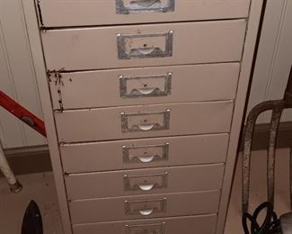 FILE CABINET