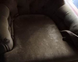 VINTAGE VELVETEEN CHAIR 