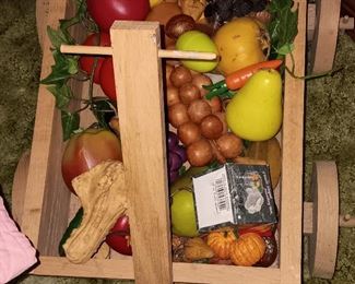 WOODEN WAGON WITH PLASTIC FRUIT