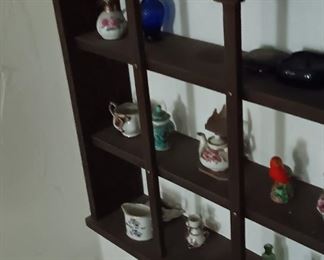 DISPLAY SHELF