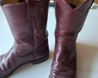 Justin Cowboy Boots www.ContemporaryCurrent.com