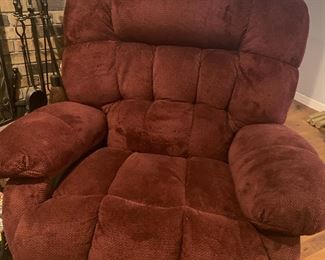 Burgandy recliner 