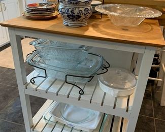 Small kitchen island/ table 