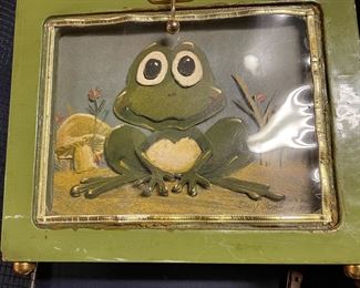 1970’s box purse  with frog 