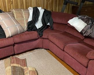 Corner huge sofa set. Comes apart   Will consider offers