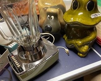 Frog cookie jar  
