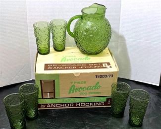 RARE!! Vintage Avocado Green Anchor Hocking Glass Set in Original Packaging