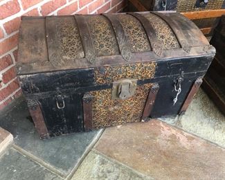 Antique leather top trunk