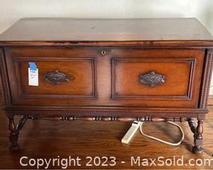 wvintage blanket chest1581 t