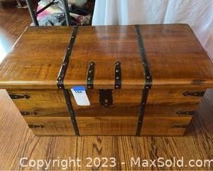 wvintage solid wood chest1861 t