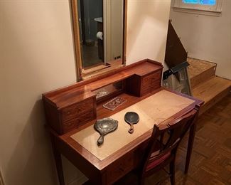 Writing desk