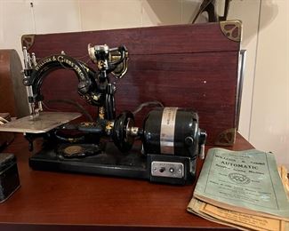 Antique sewing machines - small but nice collection