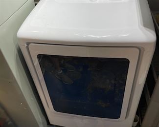 Samsung clothes dryer. New