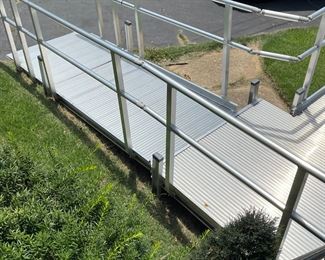 Long ramp into the house.