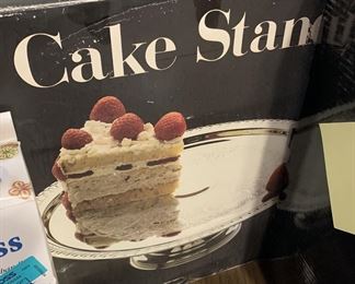 Cake stand