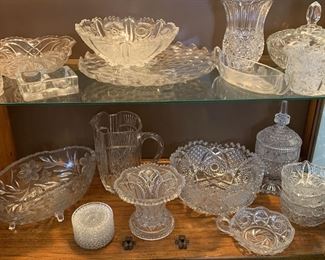Glass serveware