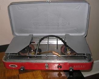 Coleman Everest Cooker