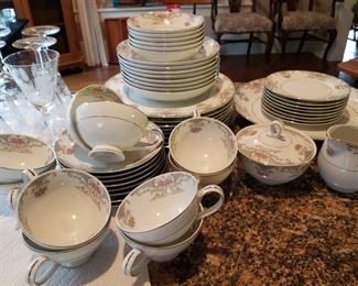 Noritake Gardena