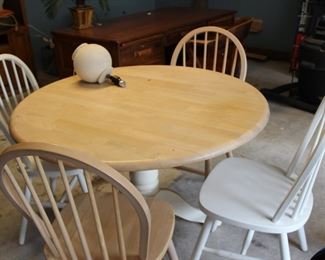 kitchen table and chairs