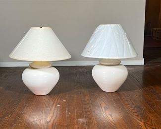  (2pc) Pair White Bulbous Lamps | White ceramic table lamps. - h. 22 x dia. 19 in (with shade)