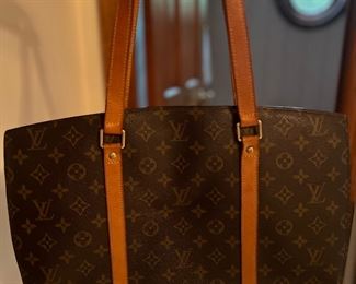 Louis Vuitton Babylone Pocketbook 