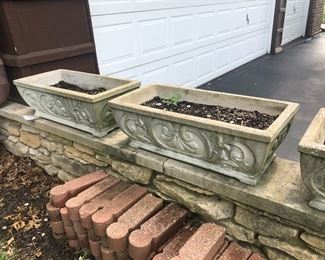3 CEMENT PLANTERS