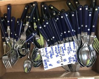 BLUE FLATWARE