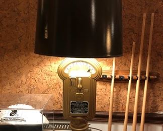 LAMP OUT OF PARK METER