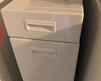 LAUNDRY CABINET