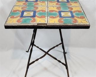 Davies & McDonald California 4 Tile Table