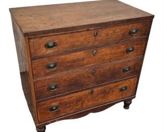 Antique Federal Style 4 Drawer Chest Dresser