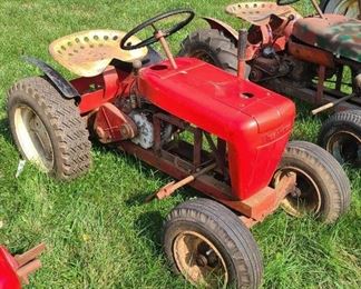 WHEEL HORSE LAWN RANGER LAUSON ENGINE