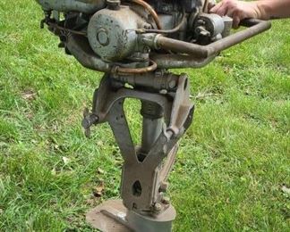 JOHNSON MODEL P-30 OUTBOARD BOAT MOTOR
