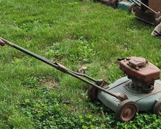 LAWN BOY MODEL 8F20 PUSH MOWER
