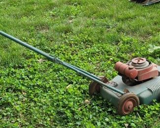 LAWN BOY MODEL 8FH13 PUSH MOWER