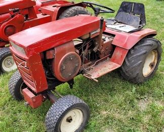 WHEEL HORSE CHARGER 12 GARDEN TRACTOR