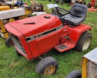 IH CUB CADET 782 GARDEN TRACTOR