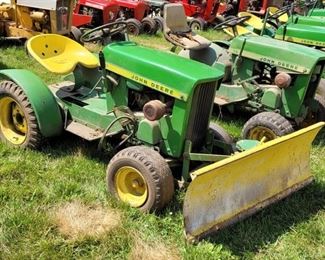 JOHN DEERE 110 LAWN TRACTOR WITH PLOW