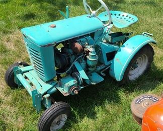 PANZER T707ES RIDING TRACTOR