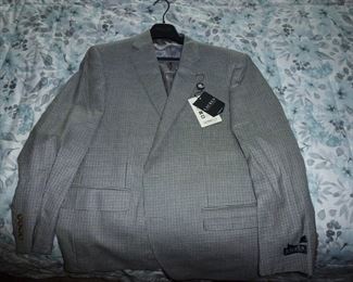 NEW MENS SUIT