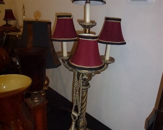 DECORATOR LAMP