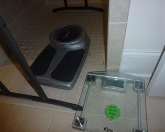 MEDICAL FRONTGATE SCALE AND DIGITAL SCALE