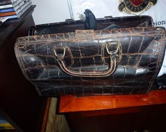 VINTAGE MEDICAL BAG