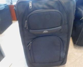 SAMSONITE CARRY ON LUGGAGE