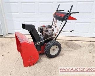 22 MTD 826 Electric and Pull Start Snowblower