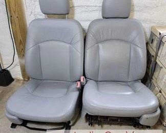 26 Two Leather Heated Seats. 2005 Buick La Crosse