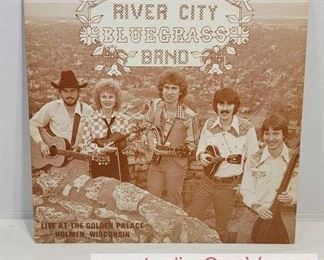 27 The River City Bluegrass Band. LIVE at the Golden Palace Holmen, Wisconsin. FAMOUS LA CROSSE AREA