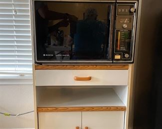 Vintage working microwave & cart