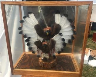 Excellent American Indian Kachina dolls in glass vase,,, beautiful!!