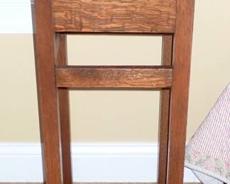 OAK PLANT STAND SQUARE